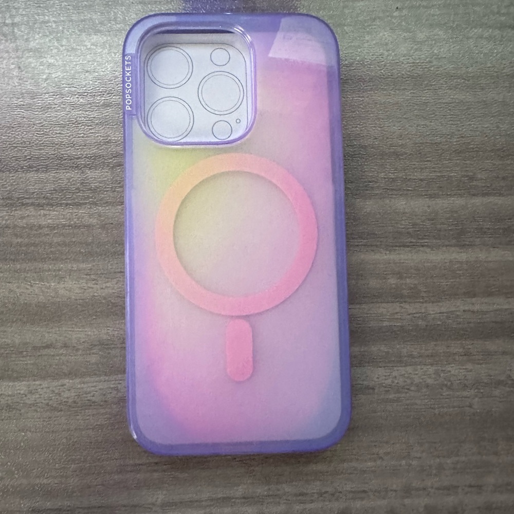 PopSocket Aura case, MagSafe. Plus get second case